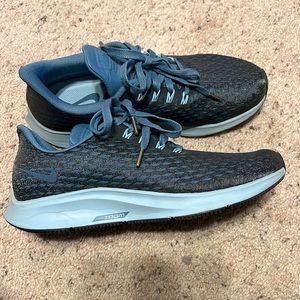 Like NEW Womens Nike Zoom Pegasus